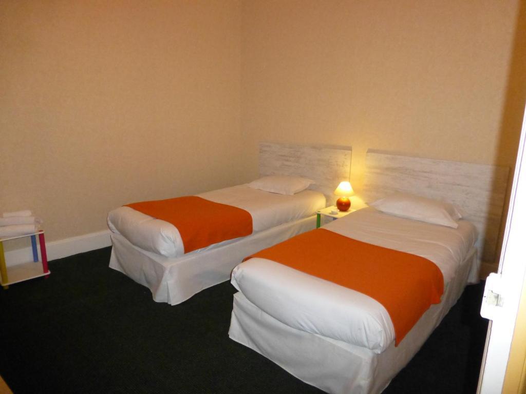 Trianon Hotel Vichy Room photo